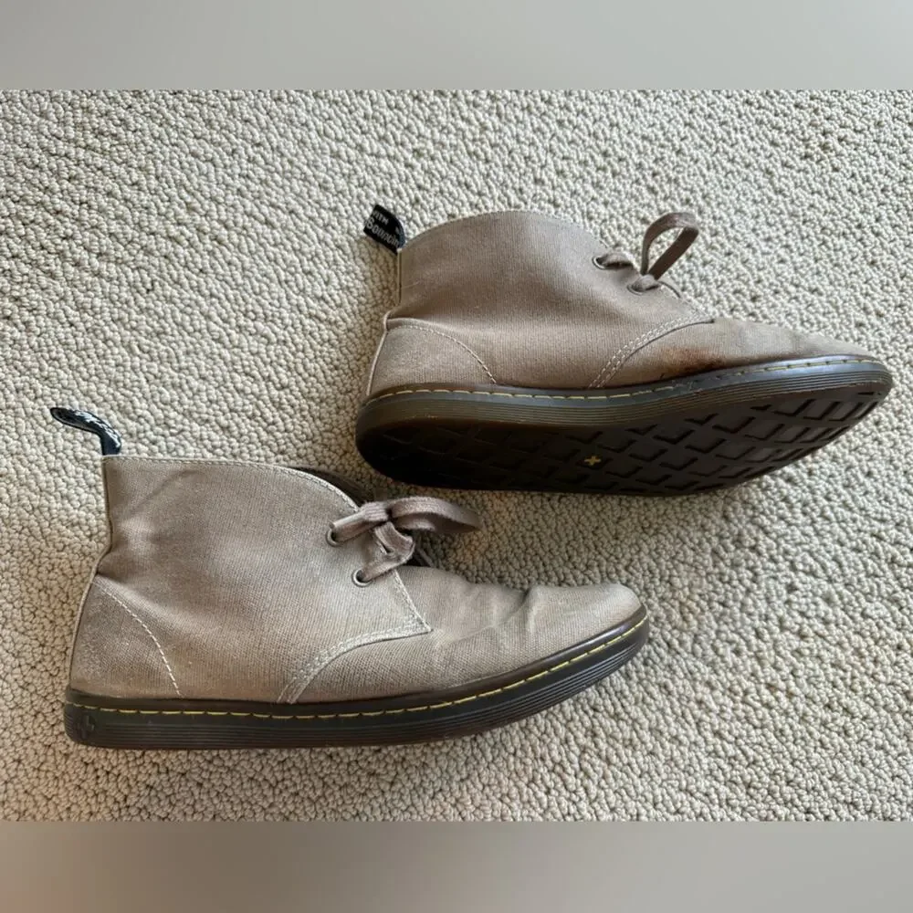 Dr. Marten's Henrie Chukka Boots Canvas Men's Size 9 Women 10 Tan Beige Lace Up